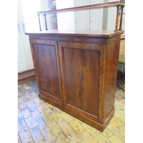 522 - A 19th century mahogany two door chiffonier with an upstand - Height 134cm x 120cm x 38cm