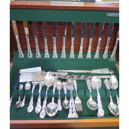 108 - A community canteen of plated cutlery - 6 setting - minor usage, some extras