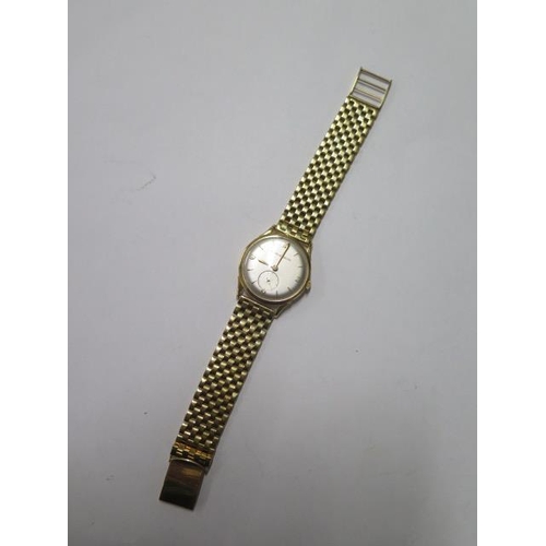 141 - An 18ct yellow gold Jaeger-Le Coultre manual wind wristwatch on an 18ct yellow gold bracelet strap -... 