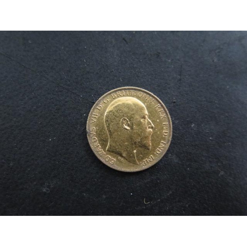 203 - An Edward VII gold half sovereign dated 1910