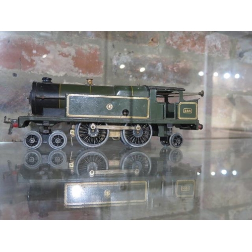 308 - A Hornby O Gauge clockwork tinplate 4-4-2 Loco no 2221 - running, original paint, some age related w... 