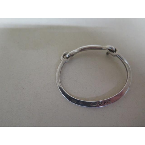 65 - A Georg Jensen 925 silver child's bangle A71 - 4.7cm external - approx weight 8.5 grams - good condi... 