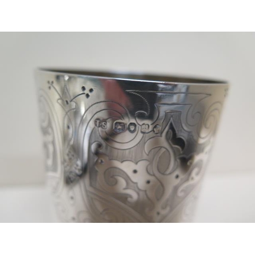 154 - A Victorian silver tumbler 11cm tall - London 1870/71, maker TS - approx weight 6.1 troy oz