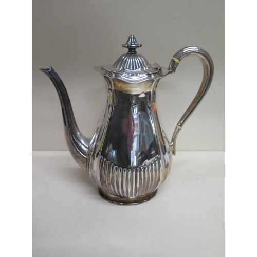 158 - A silver coffee pot Sheffield 1911/12 maker HA - Height 24cm - approx weight 21.3 troy oz - generall... 