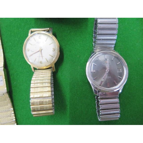 237 - A collection of five gents wristwatches including a True Time automatic, working - an Orient automat... 