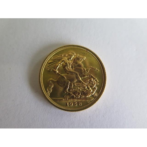 246 - An Elizabeth II gold full sovereign dated 1958