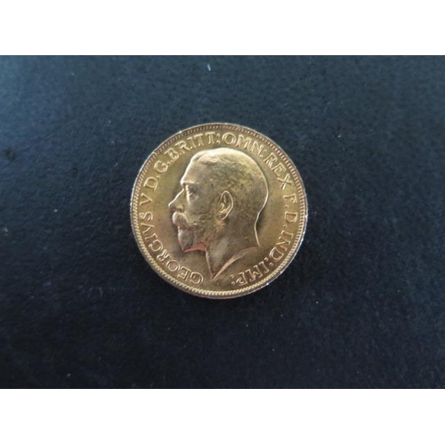 253B - A George V full gold sovereign dated 1913