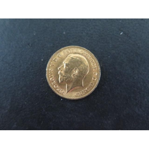 257B - A George V gold half sovereign dated 1914