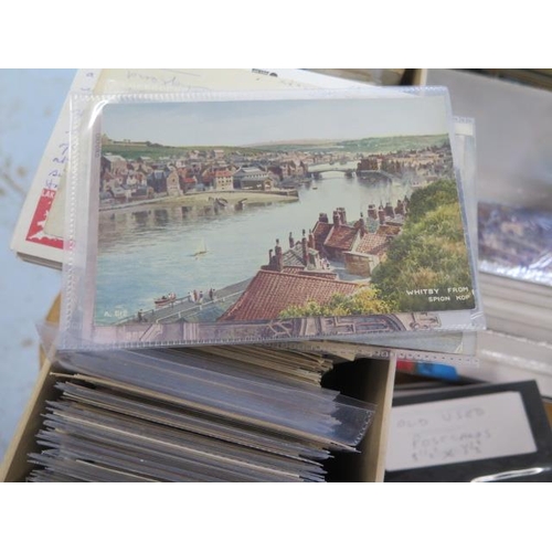 280 - A large collection of Victorian and later postcards in over 70 small folders and albums including ol... 