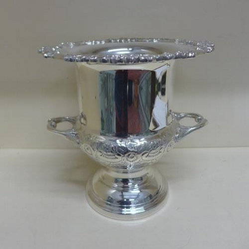 87 - A silver plated twin handle Elkington Champagne wine ice bucket - Height 26cm x Diameter 25cm top