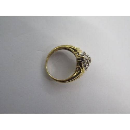 100 - An 18ct yellow gold hallmarked diamond cluster ring approx 0.50ct - ring size K - approx weight 6.4 ... 