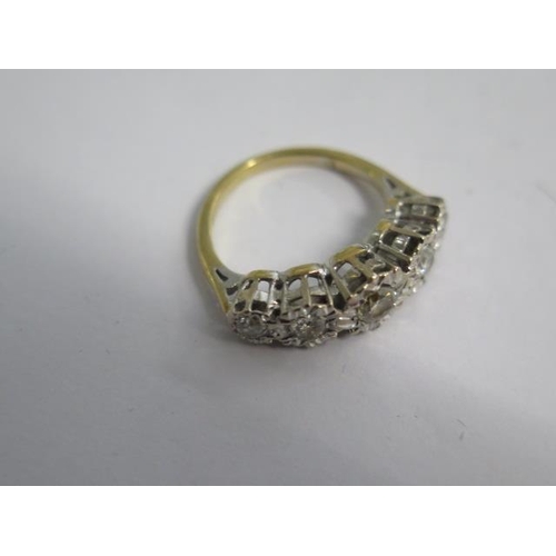 105 - An 18ct yellow gold five stone diamond ring size H/I - approx weight 3.7 grams - diamonds bright and... 