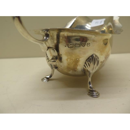 179 - A silver sauce boat Chester 1878/79 - Length 17cm - approx weight 6 troy oz