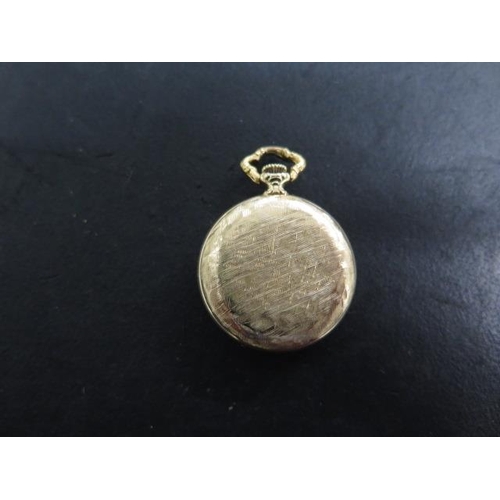 203 - A 14ct yellow gold Waltham top wind pocket watch - 36mm case, gold dust cover, approx weight 40 gram... 