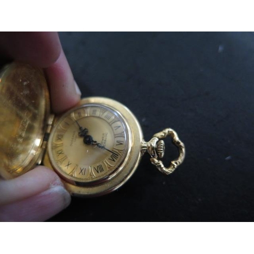 203 - A 14ct yellow gold Waltham top wind pocket watch - 36mm case, gold dust cover, approx weight 40 gram... 