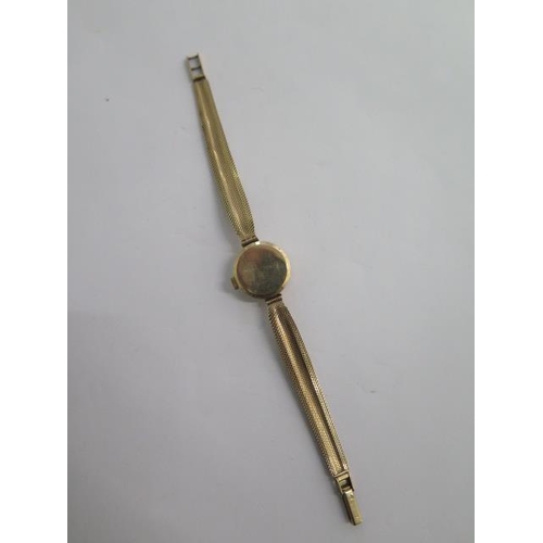 233A - A 9ct yellow gold bracelet manual wind wristwatch - 18mm case - approx weight 16 grams