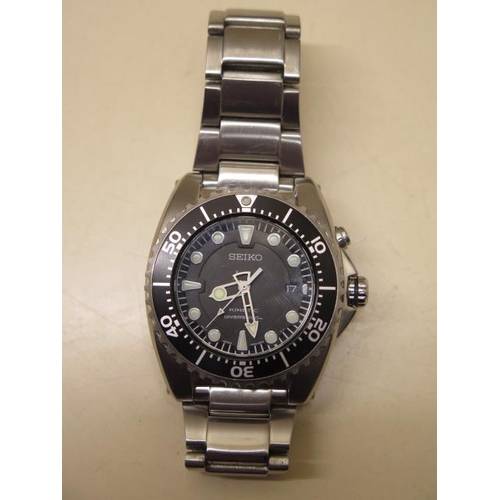 237 - A 2013 Seiko kinetic Divers stainless steel bracelet wristwatch with box, card and instructions - ge... 