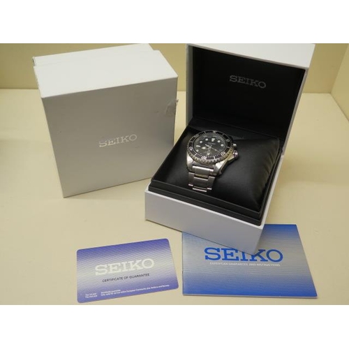 237 - A 2013 Seiko kinetic Divers stainless steel bracelet wristwatch with box, card and instructions - ge... 