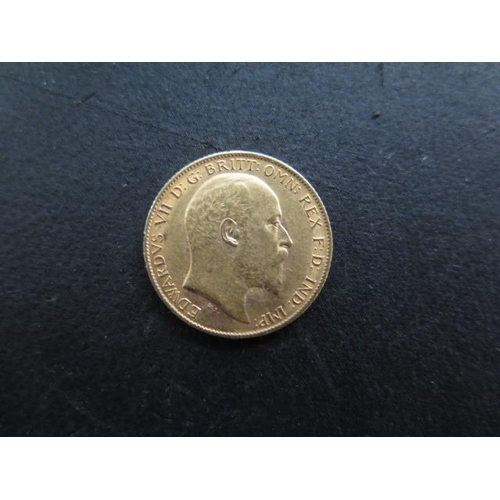 255 - An Edward VII gold half sovereign dated 1905