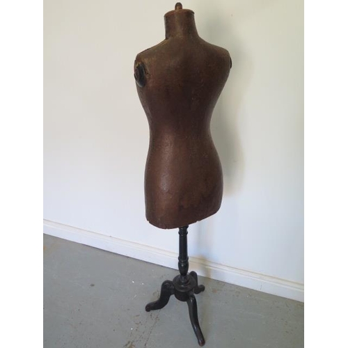 302 - A vintage dressmakers dummy