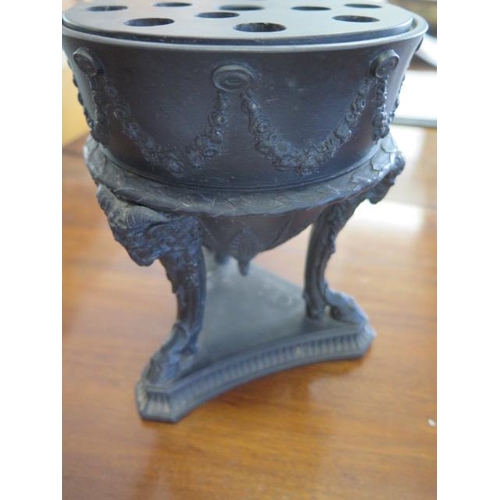 344 - A Wedgewood black basalt triform pot pourri - Height 18cm - in good condition