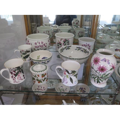 384 - 21 pieces of Portmeirion Pottery - all in good condition