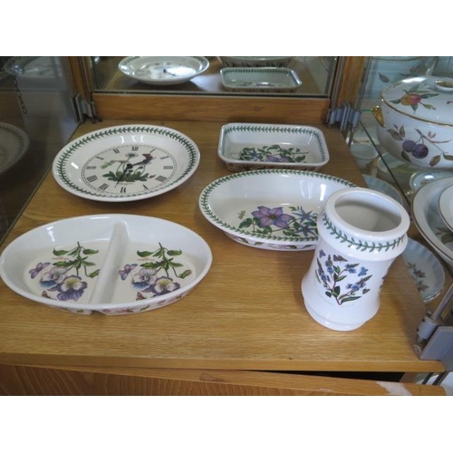 384 - 21 pieces of Portmeirion Pottery - all in good condition