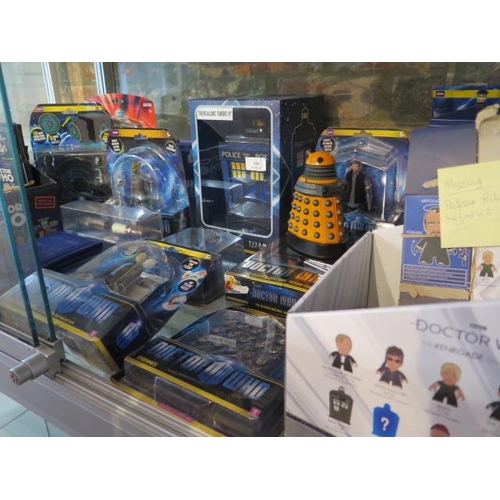 409 - A collection of Dr Who figures, postcards, diary etc - please see images for vendors list