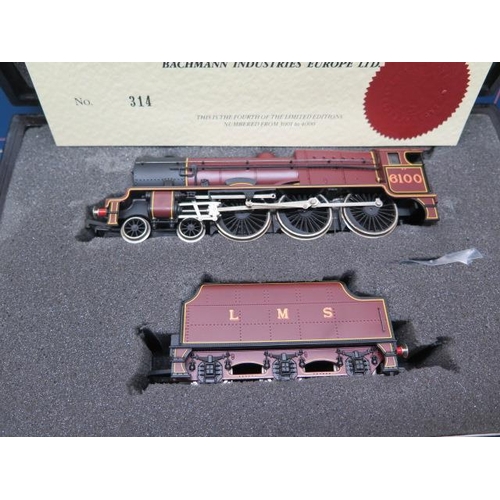 425 - Three Hornby/Royal Doulton engines with collector plates - all boxed and a Bachmann Royal Scott Engi... 