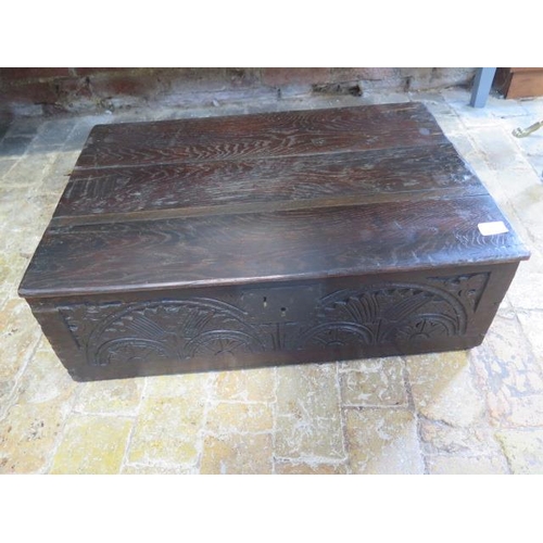 589 - An 18cth century carved oak box - Width 19cm x Depth 48cm x Height 24cm