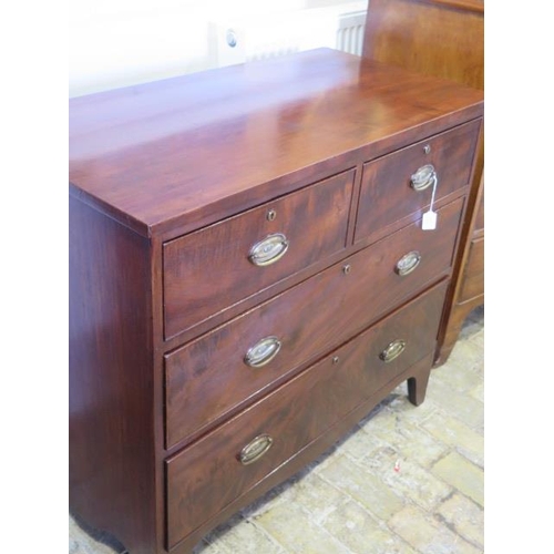 604 - A Georgian/early Victorian two over two mahogany chest of drawers - in polished condition - Height 8... 