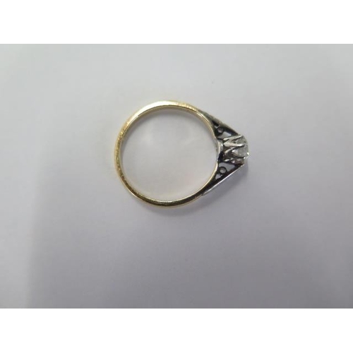 66 - An 18ct gold diamond solitaire ring size M - approx weight 2 grams - approx diamond weight 0.30ct - ... 