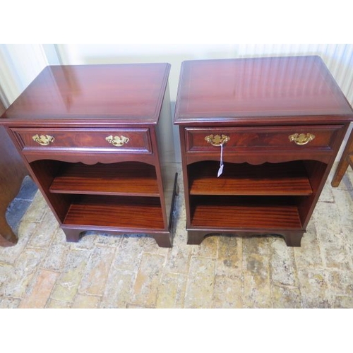 664 - A good quality 20th century pair of mahogany bedside tables both with frieze drawers and adjustable ... 