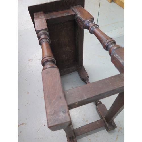 646 - A 19th century oak joint stool in good condition and colour - Width 53cm x Height 53cm