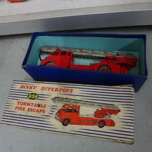 493 - A collection of diecast Lesney vehicles, 8 Dinky Aircraft, a boxed Dinky 956 Fire Engine, other diec... 