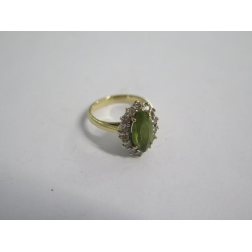 1 - A hallmarked 18ct yellow gold peridot and diamond ring size I/J - approx weight 4.2 grams - head app... 