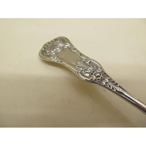 225 - A Victorian Scottish silver ladle Glasgow 1840/41 M&R - Length 35cm - approx weight 8 troy oz - no e... 