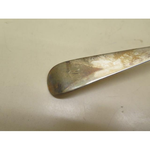 226 - A Georgian Scottish silver  ladle Edinburgh 1790/91 AC? - Length 37cm - approx weight 6.8 troy oz - ... 