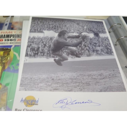 367 - A good collection of sporting autographs including two albums of footballer autographed editions inc... 