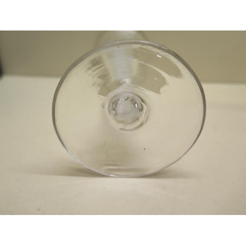 430 - An 18th century spiral twist cordial glass with a bell shaped etched bowl - Height 17cm - good condi... 