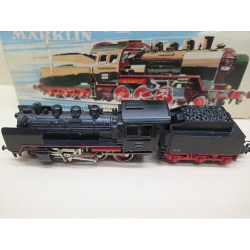 483 - Three boxed Marklin OO gauge locomotive 3003 and 2 x 3000 and an unboxed Marklin W200006 Loco