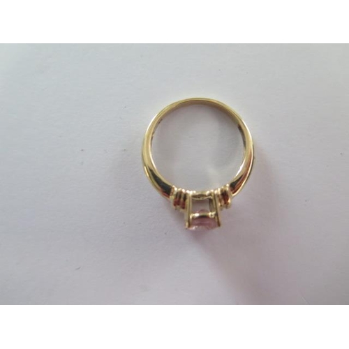 82 - 9ct yellow gold Moroppino Morgauite ring size R - approx weight 4 grams - with certificate - good co... 