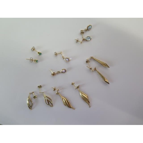 98 - Six pairs of 9ct gold earrings - weight approx 3.7 grams