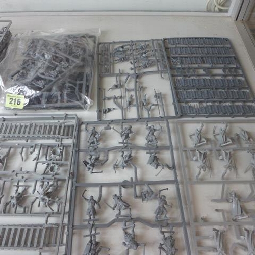 216 - A collection of plastic Lord of the Rings unpainted plastic figures, sprues - approx 25, some incomp... 