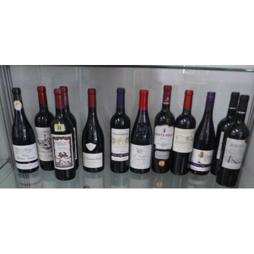 33 - Twelve bottles of red wine - Belle Roche Cabernet Sauvignon 2017 x 2, L Ermite de la Chapelle Corbie... 