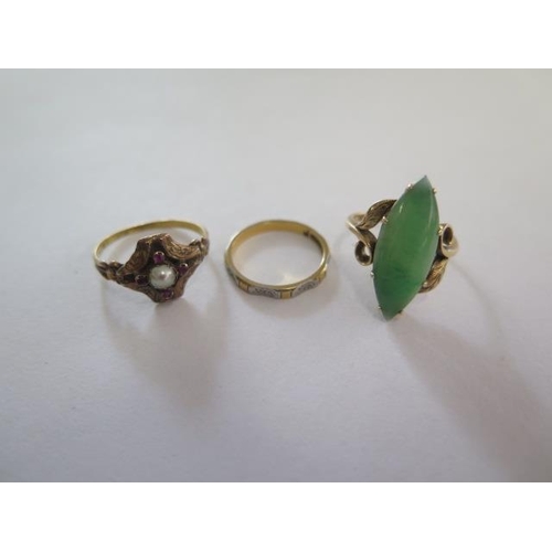 75 - A 14ct yellow gold jade ring, size K, approx 4 grams, a 22ct ring, size J approx 2 grams and a gilt ... 