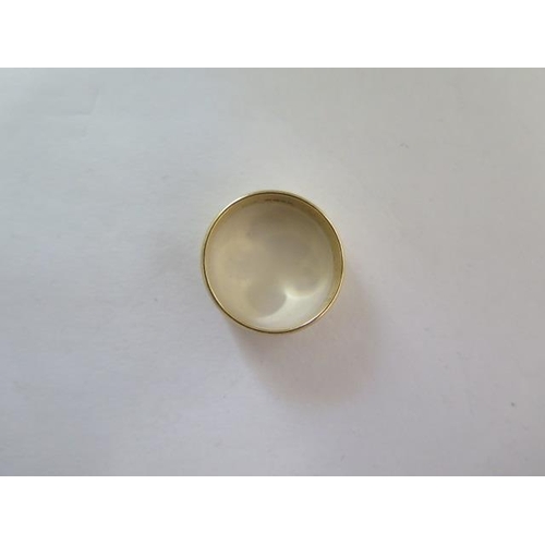 88 - An 18ct yellow gold band ring, size N, approx 4.3 grams