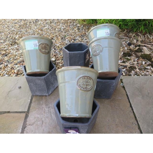 657 - A collection of four JC & Co antique grey pots - Height 19cm  and four slate grey pots - Height 17cm... 