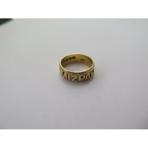 73 - An 18ct yellow gold MIZPAH ring size K - approx weight 5.6 grams - generally good