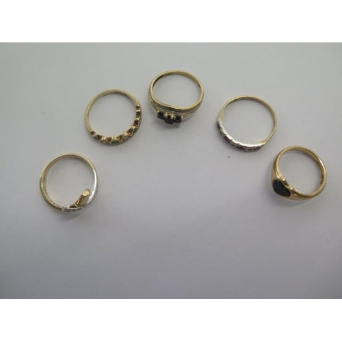 74 - Five 9ct yellow gold dress rings sizes L to R - approx weight 11 grams - all generally good